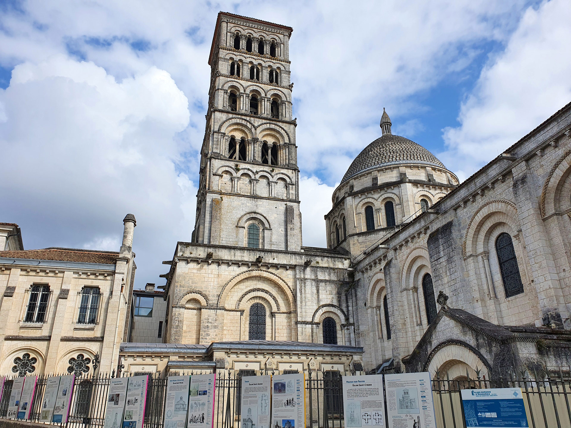Cathédrale Saint-Pierre d'Angoulême, Angoulême